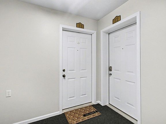 4th image of 5869 Crosswinds Dr Unit 11