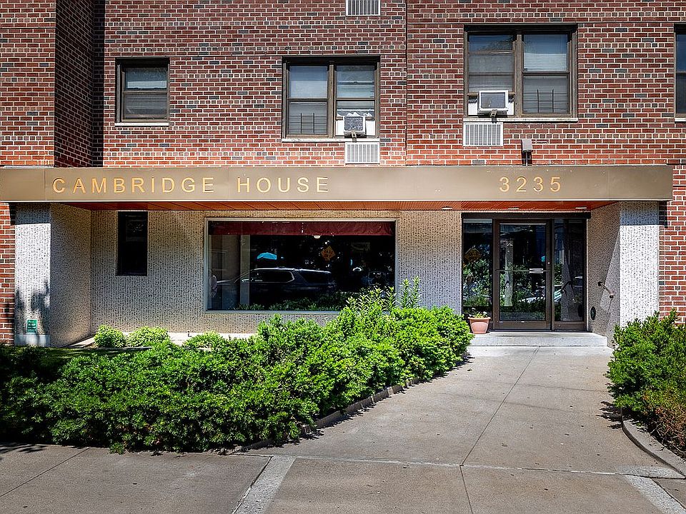 1st image of 3235 Cambridge Ave APT 4L