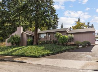 11856 SE Morrison St, Portland, OR 97216