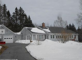 383 Greeleys Landing Rd, Dover Foxcroft, ME 04426