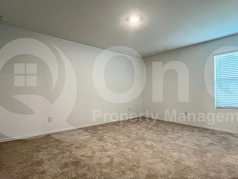 7205 Gray Wolf Ln — Photo 9