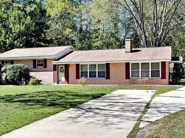 139 Kitty Dr, Yorktown, VA 23692