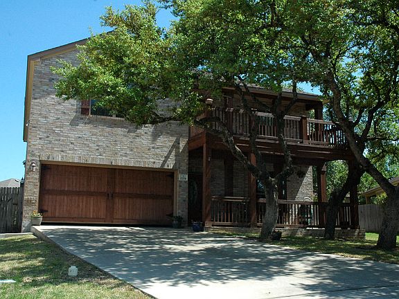 2nd image of 2204 Ezra Ct