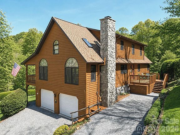 4th image of 89-41 46 Stump Ln
