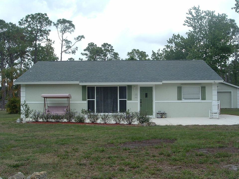 CBS 3 BED 3 BA W/POOL 