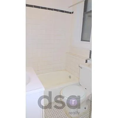 Rented by DSA Realty | media 33