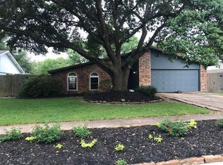 18211 Navajo Trail Dr, Spring, TX 77388