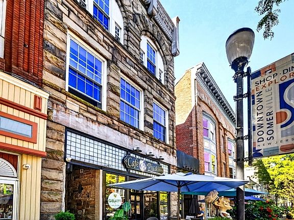 3rd image of 81 W Main St