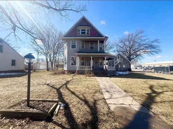 160 N Main St, Osceola, NE 68651