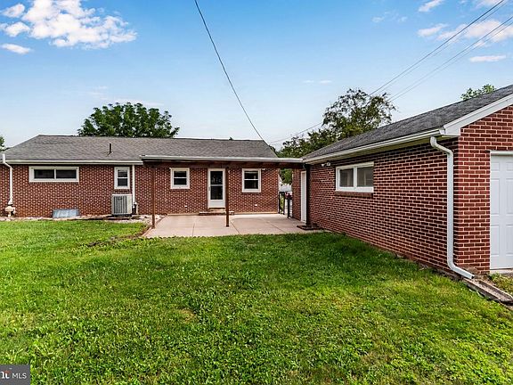 5th image of 62 Hillen Ln