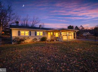 970 Cranes Gap Rd, Carlisle, PA 17013