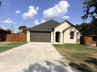 2904 Wilhoit Rd, Balch Springs, TX 75180