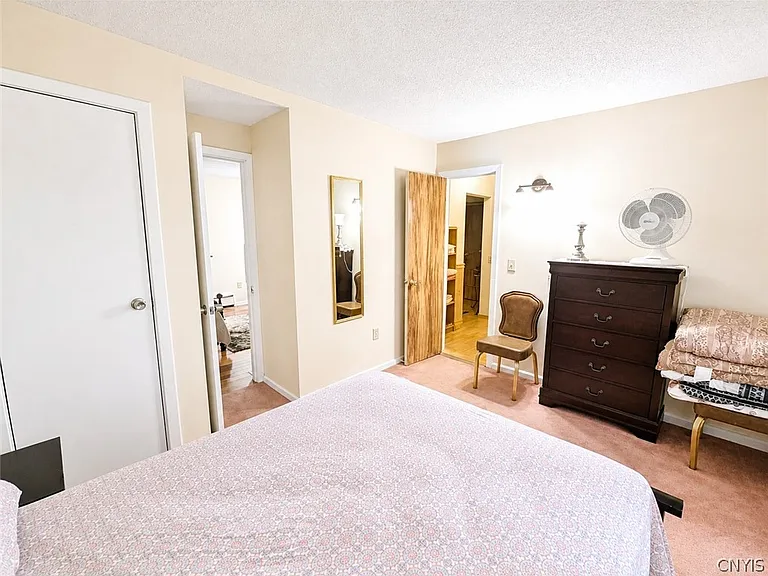 6535 Town Hall Rd — Photo 7