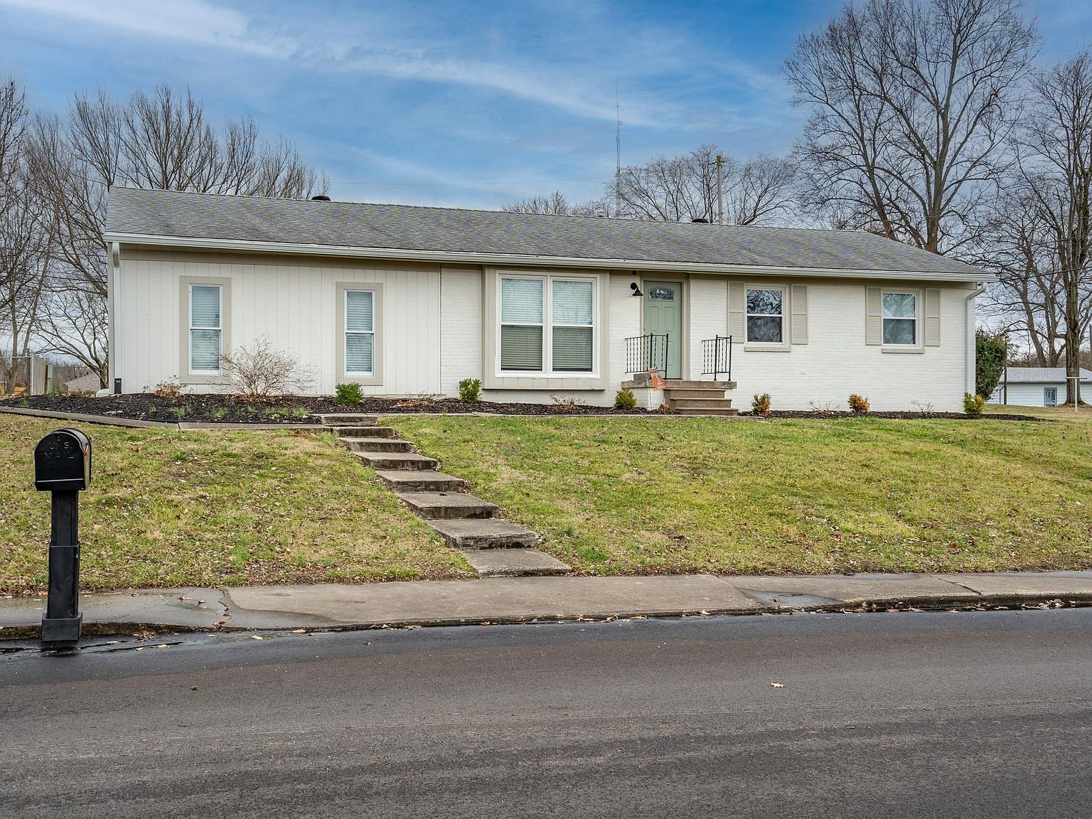 925 Maxville Rd, Boonville, IN 47601 Zillow