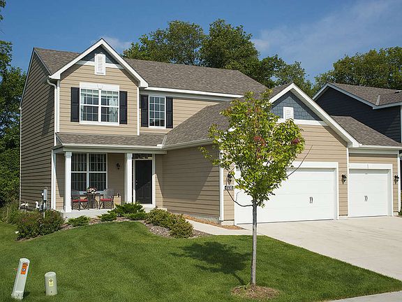 2nd image of 4535 Yellowstone Ln N