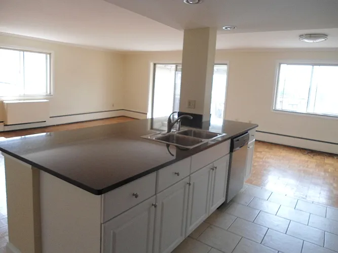 267 Linwood Ave #1D — Photo 3