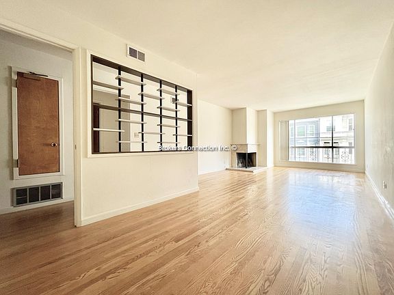 2nd image of 267 11th Ave APT 2