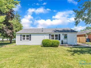 1601 Pemberville Rd, Northwood, OH 43619