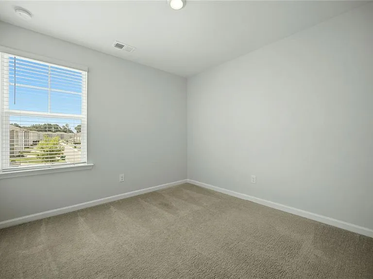 111 Horned Owl Ave — Photo 27
