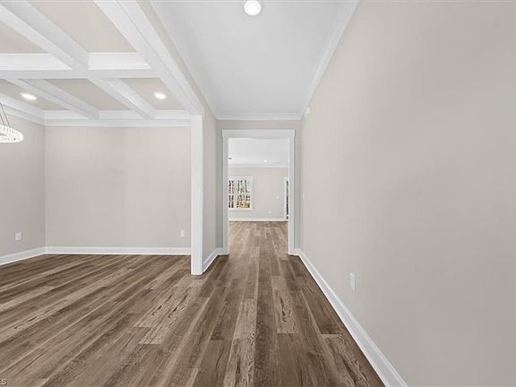 3rd image of 9131 Foxlair Dr