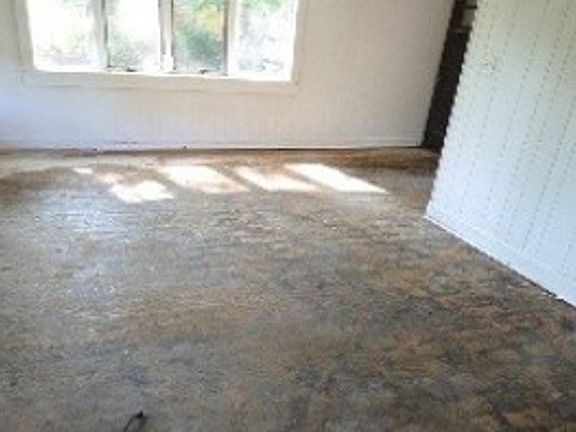 3rd image of 4 Sunset Rd