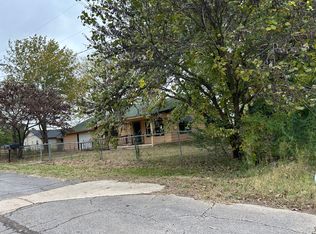 201 N Ash St, Muldrow, OK 74948
