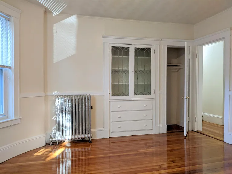 18 Sanborn Ave #4 — Photo 11