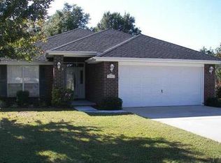 3901 Sunny Manor Cir, Milton, FL 32583