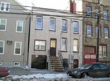 2nd image of 365 Chestnut St