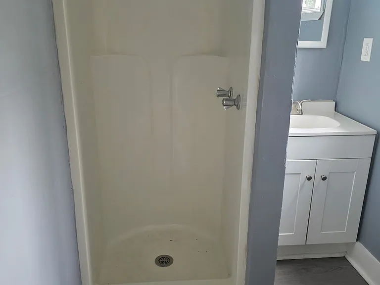1008 N Townsend St #2 — Photo 8