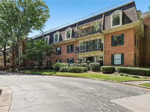 26308 Plantation Dr NE, Atlanta, GA 30324
