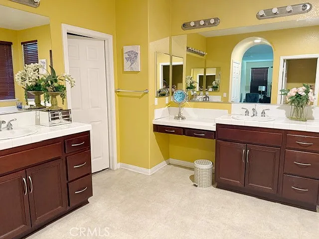 12647 Burbank Rd — Photo 9