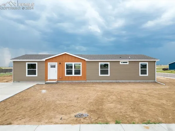 23675 Fleet St, Colorado Springs, CO 80928
