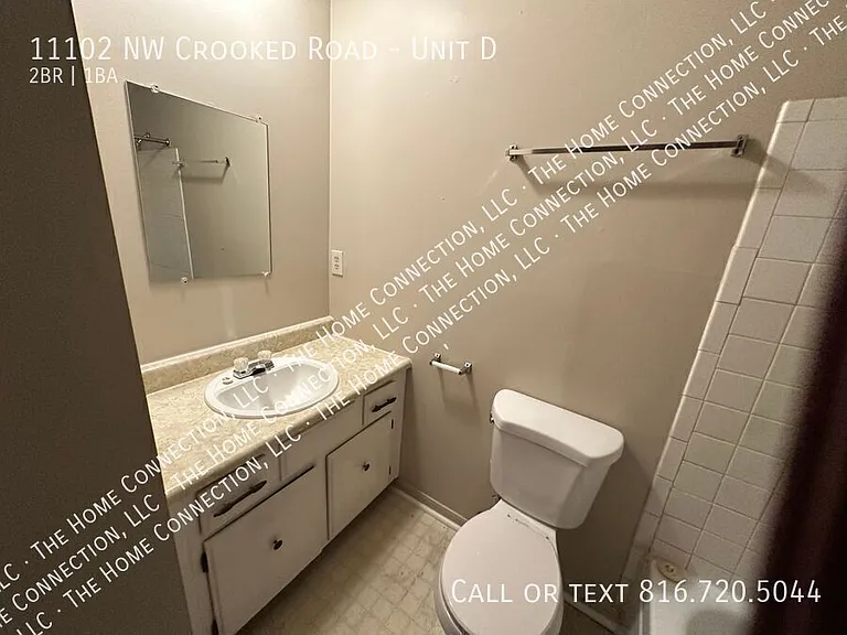 11102 NW Crooked Rd #D — Photo 14