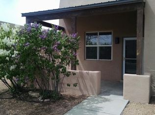 2 Julia Ct, Santa Fe, NM 87508