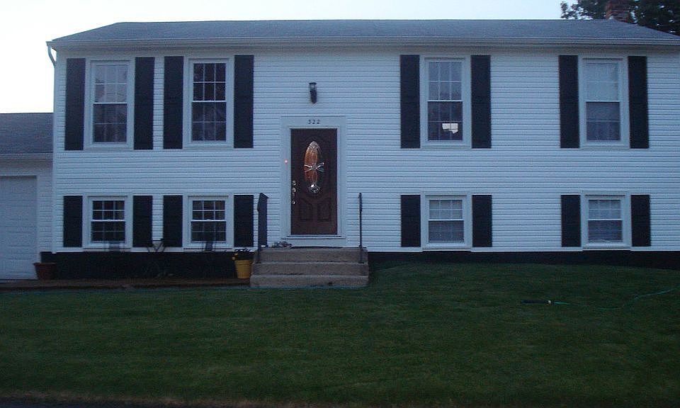 1st image of 322 Bayberry St