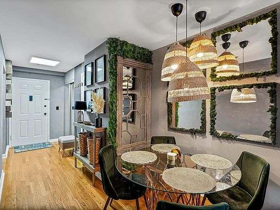 5th image of 318 54th St APT 3I
