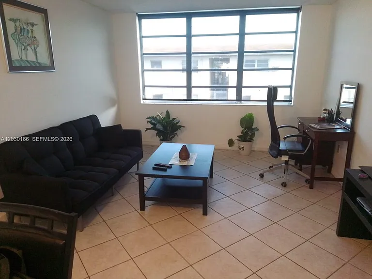 13390 NE 7th Ave #207 — Photo 6