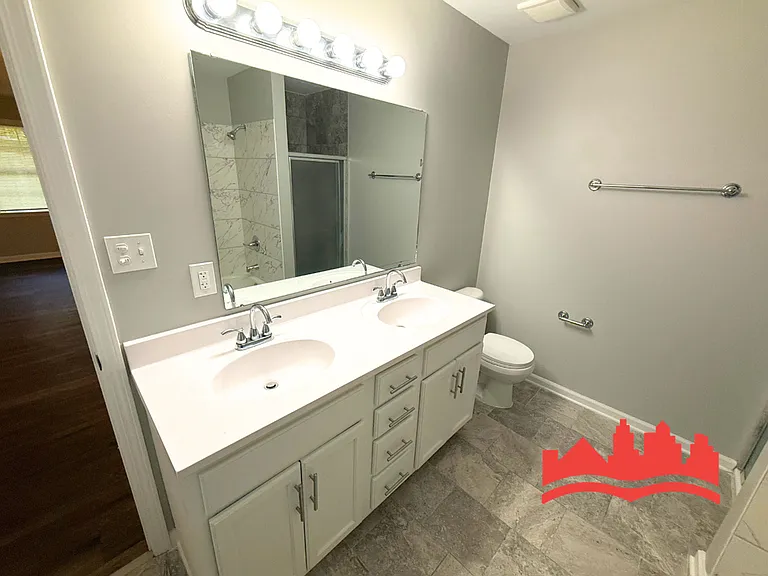 4960 Sherry Dr — Photo 13