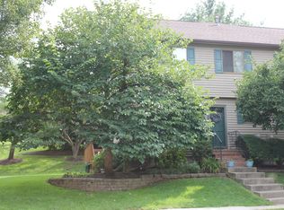 6 Chestnut Ct, High Bridge, NJ 08829