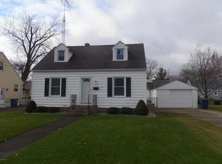 3055 Roosevelt Rd, Muskegon, MI 49441