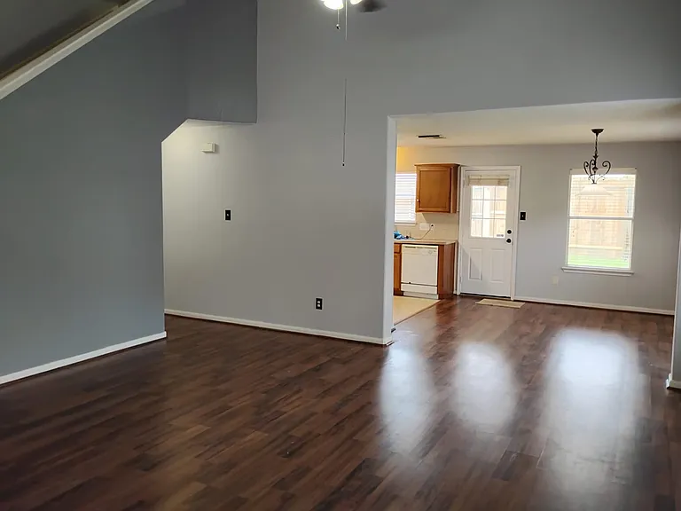 6403 Bella Sera Dr — Photo 8