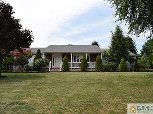 18 Forman Ave, Monroe Township, NJ 08831