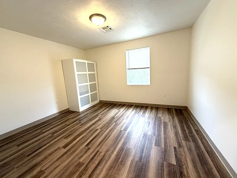 329 East St #405 — Photo 8