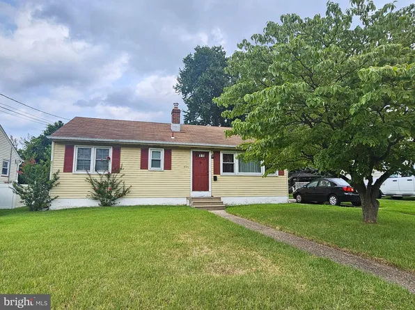 320 Lowell Ave, Mount Ephraim, NJ 08059