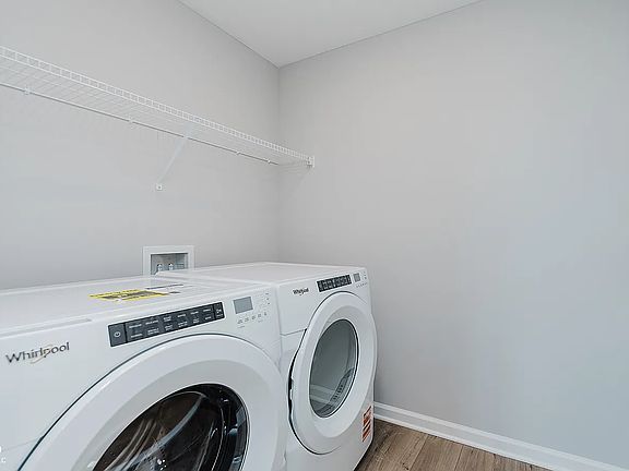 4th image of 7292 Selah Ln