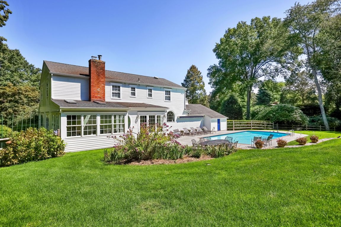 next background image