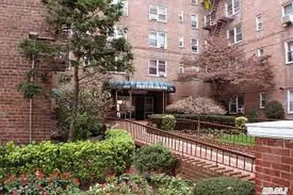 Rented by Nu Place Realty | media 1