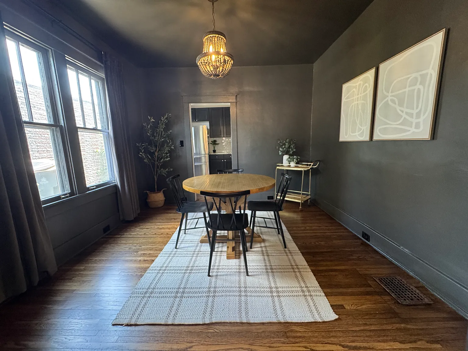 3 bed, 2.5 bath, 1716 sqft, $3,450 — Photo 4