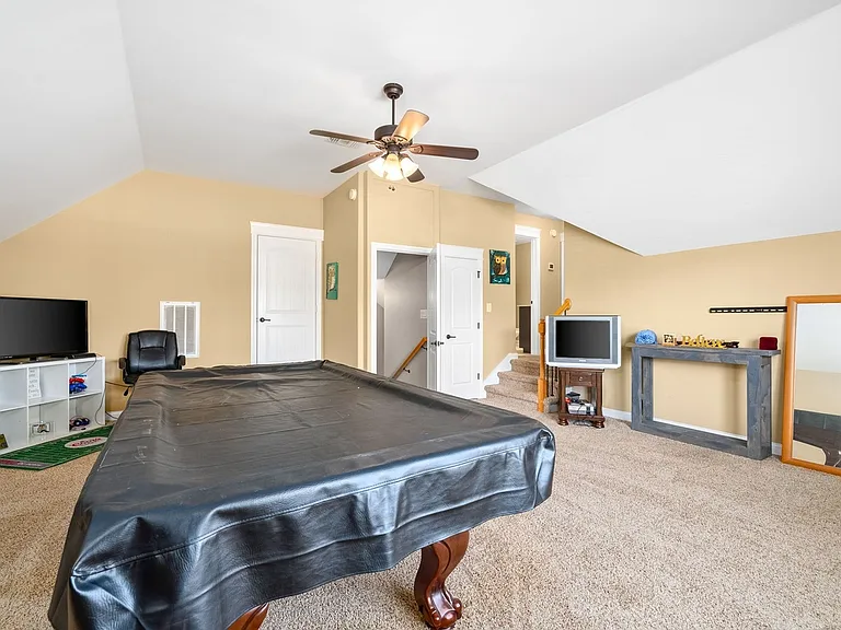 2226 Fairfax Dr — Photo 20